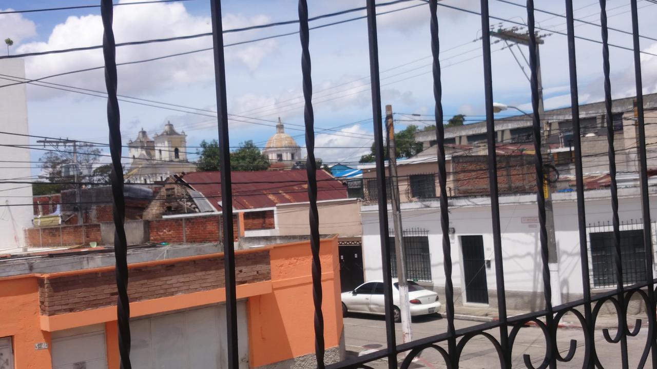 Hotel Colonial Maya Guatemala-Stadt Exterior foto